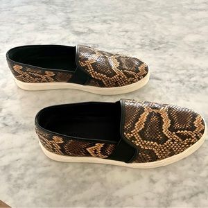 VINCE slip on shoes 8.5